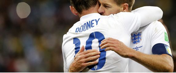 Rooney i Gerrard