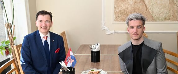 Baby Lasagna u vijećnici u Malmöu - 1