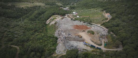 Poziv: Deponij smeća na Hvaru - 5