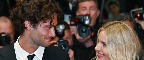 Sienna Miller i Oli Green