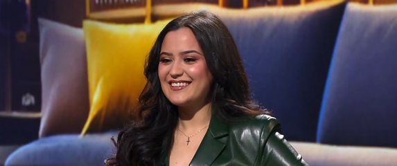 Antonia Dora Pleško kao Loreen - 3