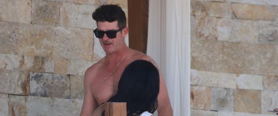 Robin Thicke i April Love Geary - 1