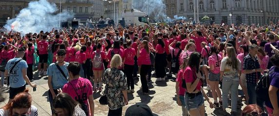 Maturanti plešu i pjevaju u Zagrebu na Norijadi