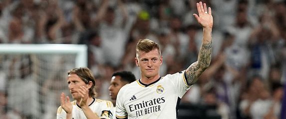 Luka Modrić i Toni Kroos