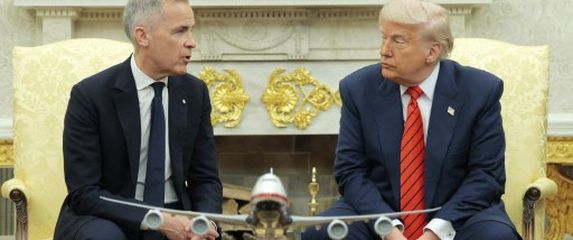 Mark Carney i Donald Trump u Bijeloj kući - 1