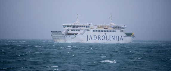 Jadrolinijin trajekt