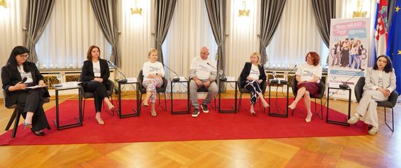 Petra Vita Kasović, Ljiljana Vukota, Goran Vujić, Tatjana Nemeth Blažić, Neda Ferenčić Vrban, Ines Balint,