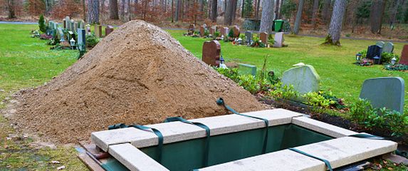 Novoiskopani grob, ilustracija