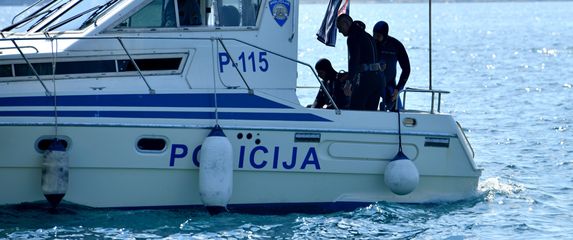 Pomorska policija, ilustracija