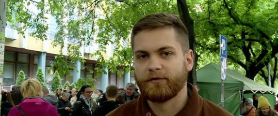 Milan Čanak, sin profesorice Marije Vasić