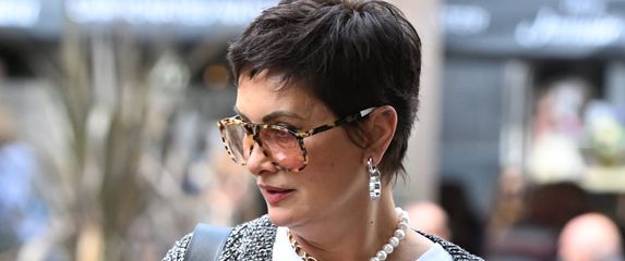 Leonarda Boban na zagrebačkoj špici u crnim balerinkama s mašnicom - 4