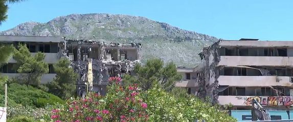 Počelo rušenje kompleksa Kupari - 1