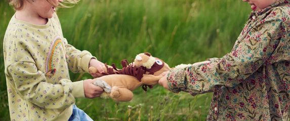 Ne gurajmo ih u prisilna druženja jer to stvara pritisak.