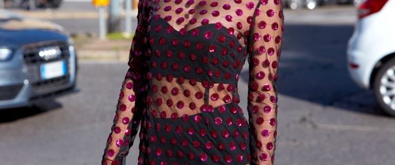 Gola haljina u street style izdanju s Tjedna mode