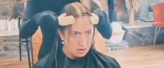 Šala u salonu