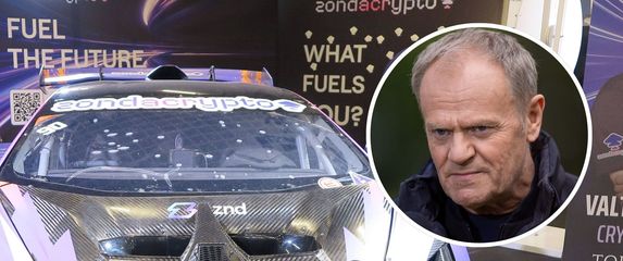 Štand Zondacrypto mijenjačnice i Donald Tusk