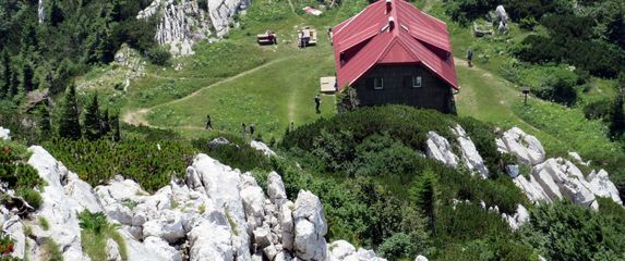 Schlosserov dom na Risnjaku - 5