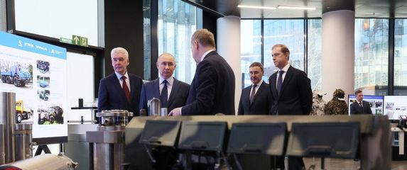 Vladimir Putin na moskovskom sveučilištu Bauman