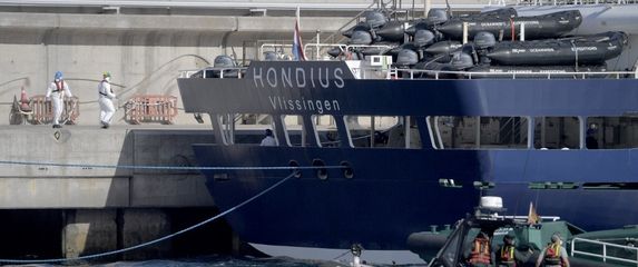 Kruzer MV Hondius
