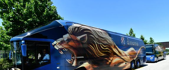 Dinamov autobus