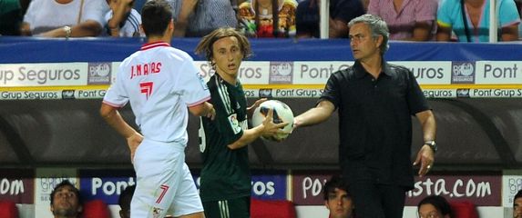 Luka Modrić i Jose Mourinho
