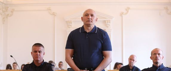 Početak suđenja Robertu Rederu - 23
