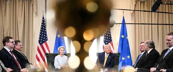 Ursula von der Leyen i Donald Trump prilikom razgovora u Turnberryju u srpnju 2025.