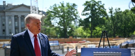 Donald Trump na gradilištu nove plesne dvorane Bijele kuće