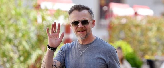 Simon Pegg.