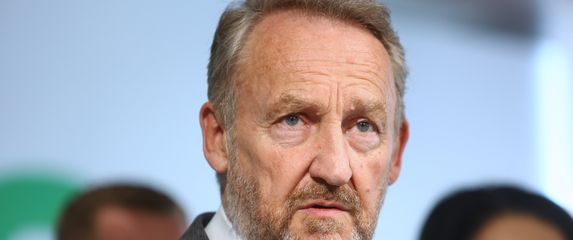 Bakir Izetbegović