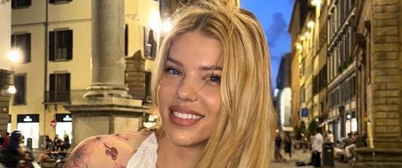 Duška Stepanov - 6