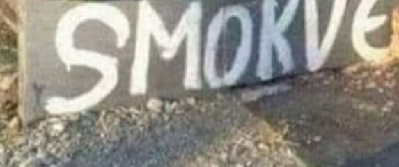 Natpis smokve na štandu za lubenice