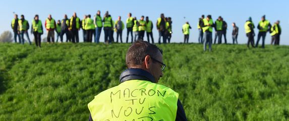 'Žuti prsluci', protestni pokret protiv Macrona (Foto: AFP)