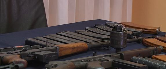 Dio zaplijenjenog oružja (Foto: Dnevnik.hr)