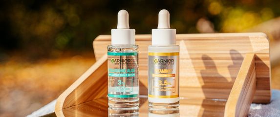 Garnier Skin Naturals Hyaluronic Aloe serum i Garnier Skin Naturals Vitamin C serum