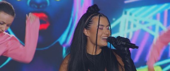 In Magazin: Đana Smajo - 3