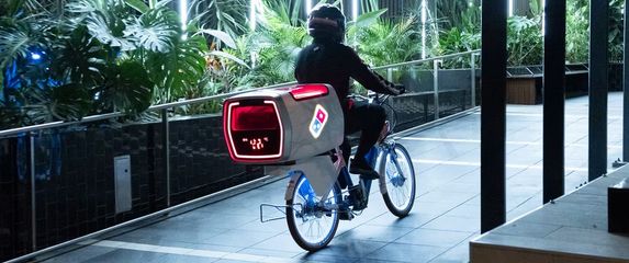 Bicikl za dostavu pizza Domino's DXB - 1