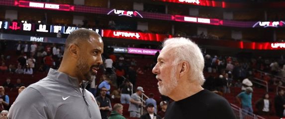 Ime Udoka i Gregg Popovich