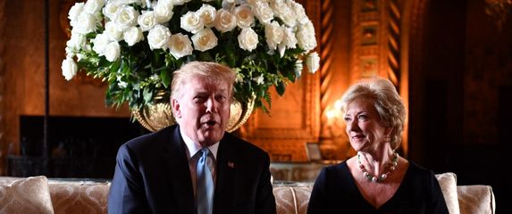 Donald Trump i Linda McMahon