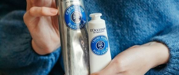 L'Occitane intenzivni balzam za ruke s karite maslacem