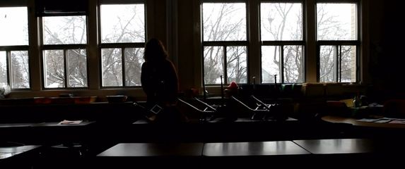 Zamjenica ravnateljice vodi školu - 4