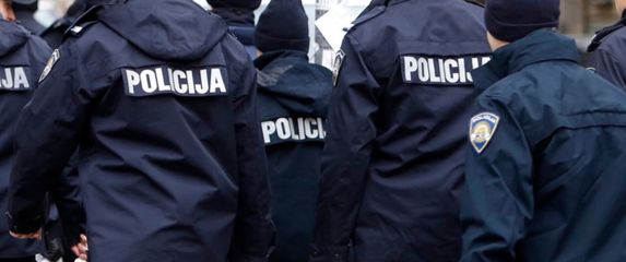 Policajci, ilustracija