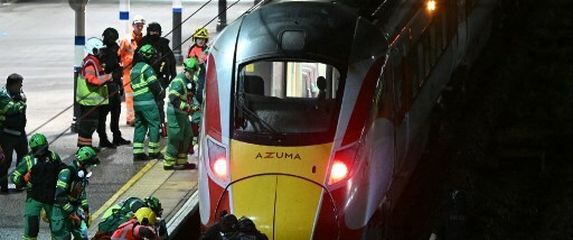 Napad na vlak u Engleskoj