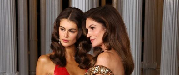 Cindy Crawford i Kaia Gerber - 4