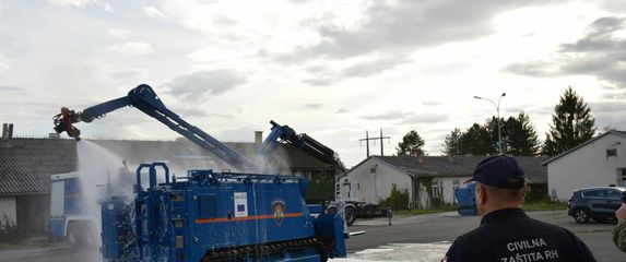 Robot Ravnateljstva civilne zaštite