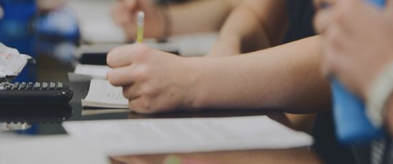 Raste studentska satnica