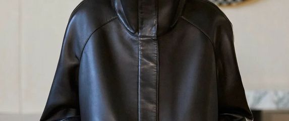 Jakne s povišen ovratnikom su jedan od trendova koji će obilježiti ovu sezonu