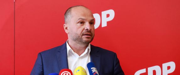 Siniša Hajdaš Dončić