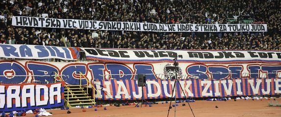 Transparent Torcide na Poljudu