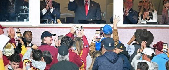 Donald Trump na utakmici - 2